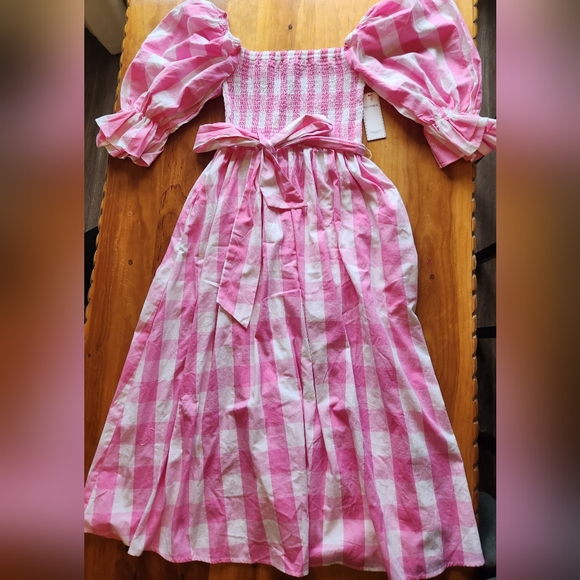 Red Dress Aura Barbie Pink Gingham Smocked Midi Dress Size S - Picture 4 of 7